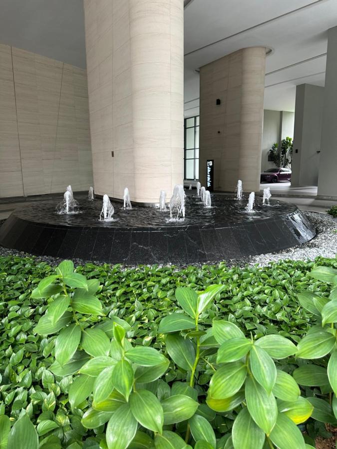 Luxury Suites At Eaton Klcc 쿠알라룸푸르 외부 사진